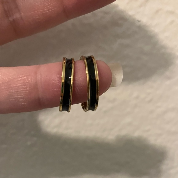 Gold & Black Earrings - Picture 1 of 2
